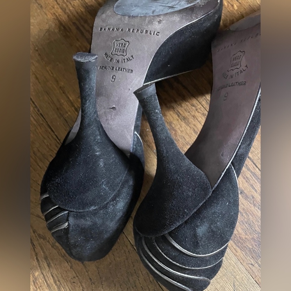 Banana Republic Italy Leather Heels Black Size 9 - Picture 8 of 9